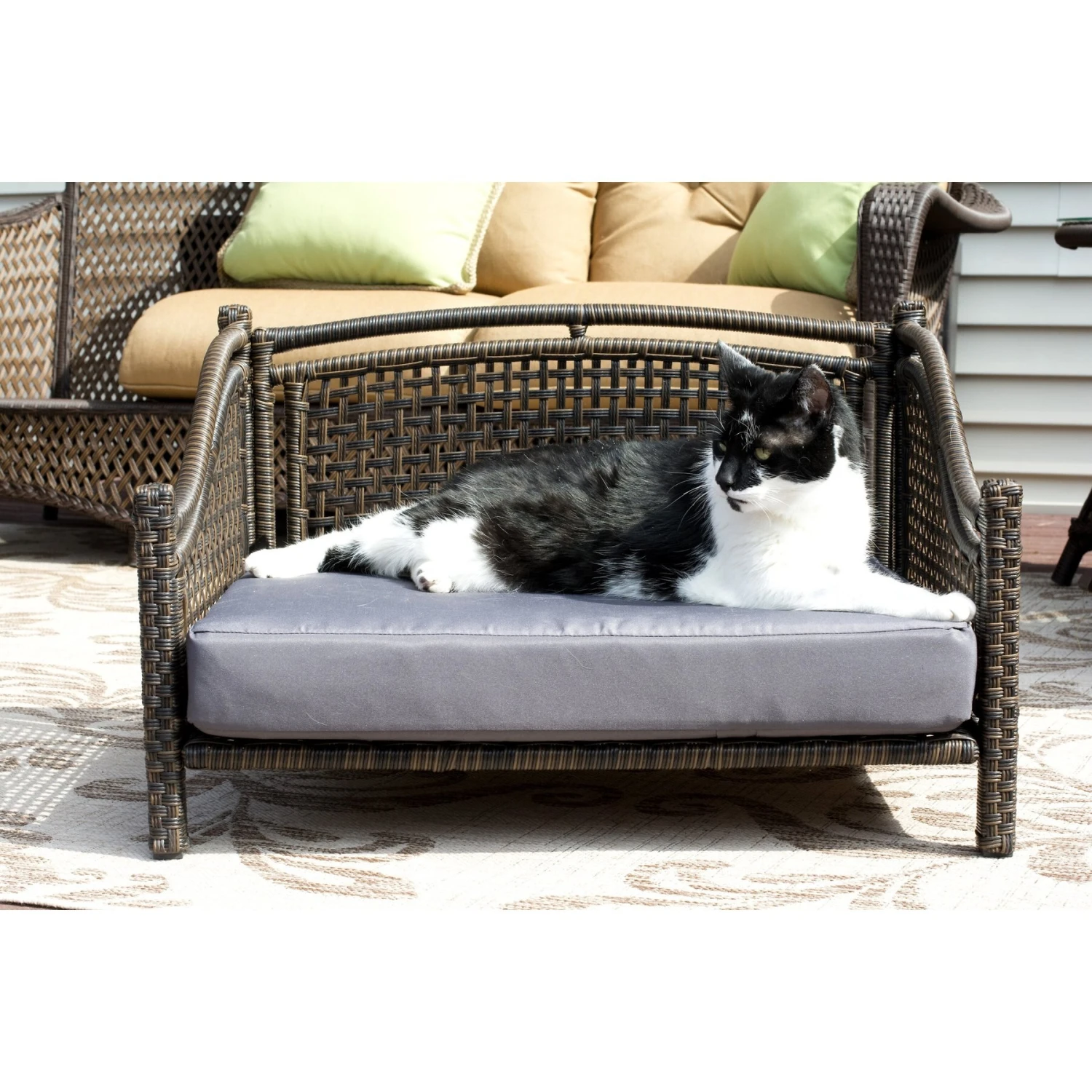 Iconic Pet Maharaja Rattan Sofa Cat & Dog Bed With Removable Cover, Caramel & Mocha 4 Iconic Pet Maharaja Rattan Sofa Cat & Dog Bed With Removable Cover, Caramel & Mocha - Image 4