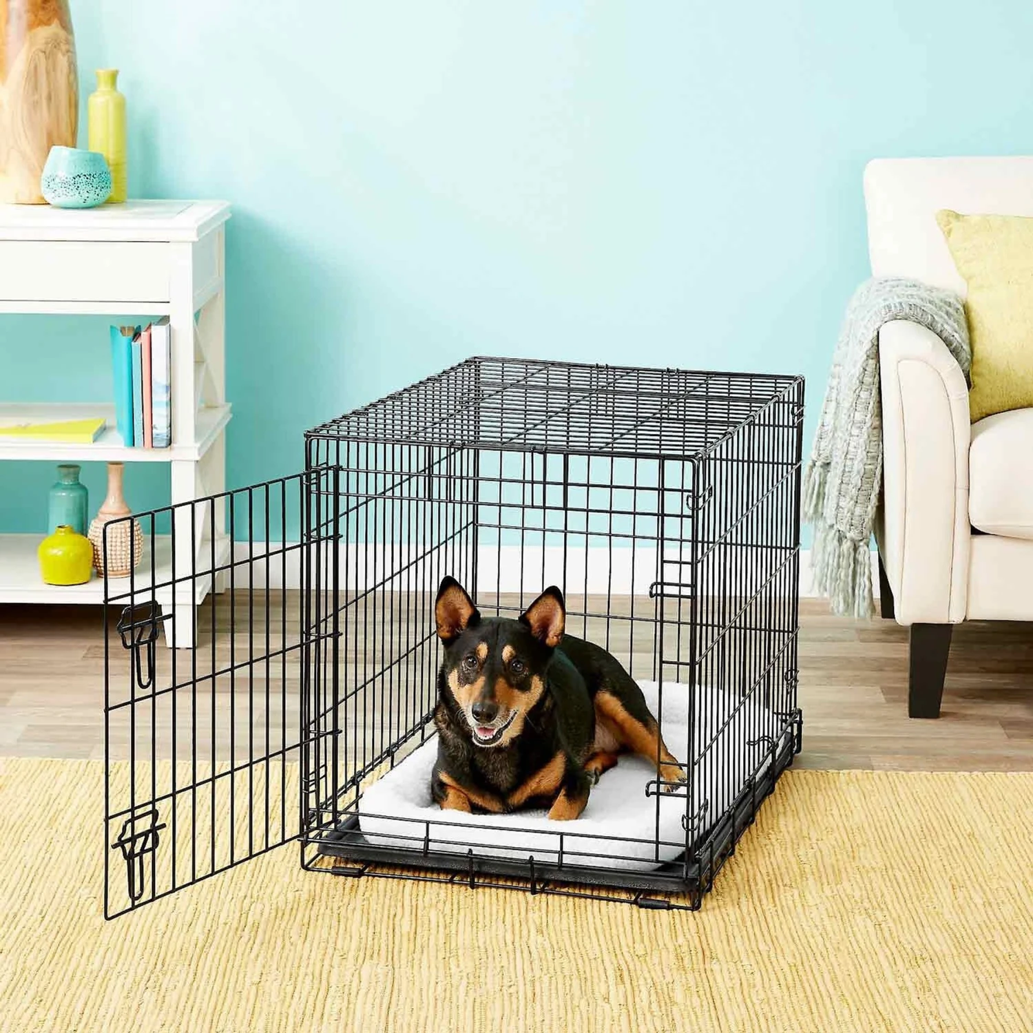 Frisco Heavy Duty Fold & Carry Single Door Collapsible Wire Dog Crate & Frisco Quilted Dog Crate Mat 3 Frisco Heavy Duty Fold & Carry Single Door Collapsible Wire Dog Crate & Frisco Quilted Dog Crate Mat - Image 3