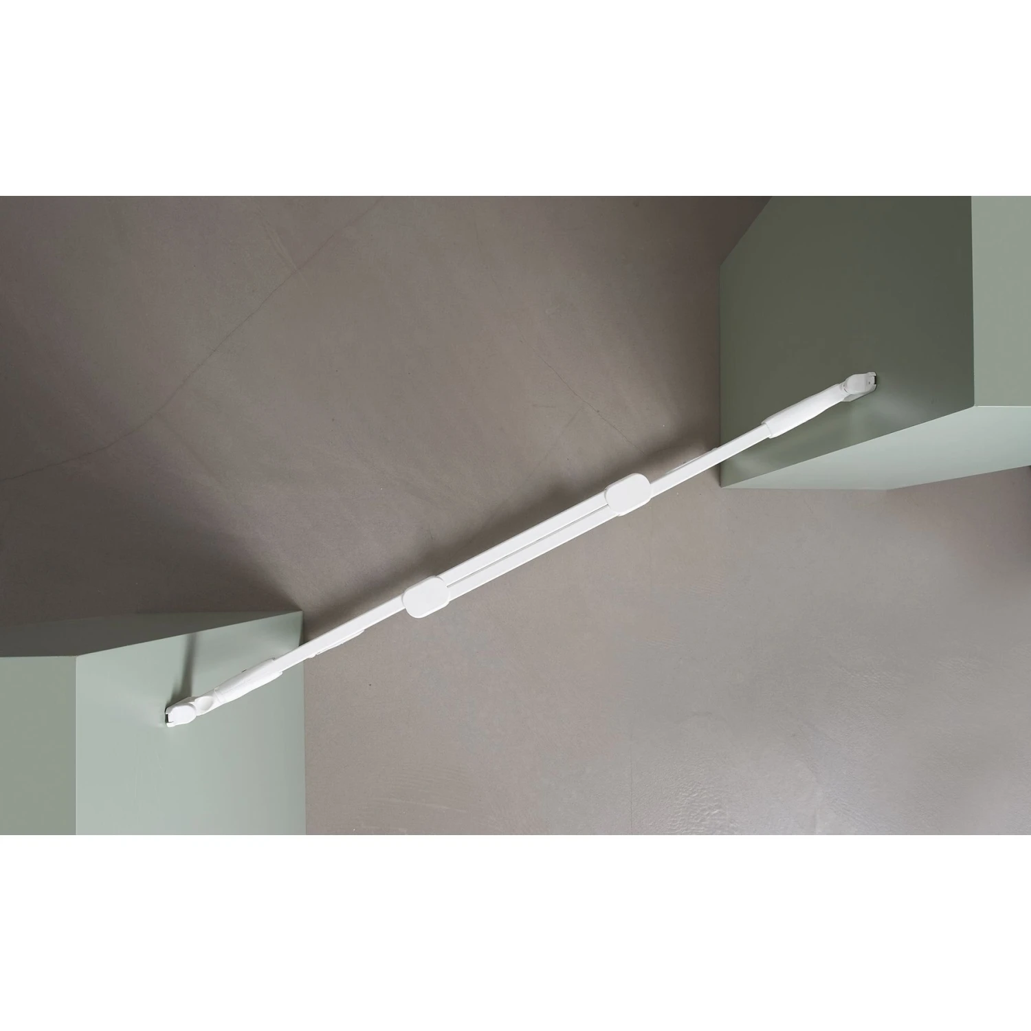 Scandinavian Pet 32-in Flexible Angle Mount Dog Gate, Medium 4 Scandinavian Pet 32-in Flexible Angle Mount Dog Gate, Medium - Image 4