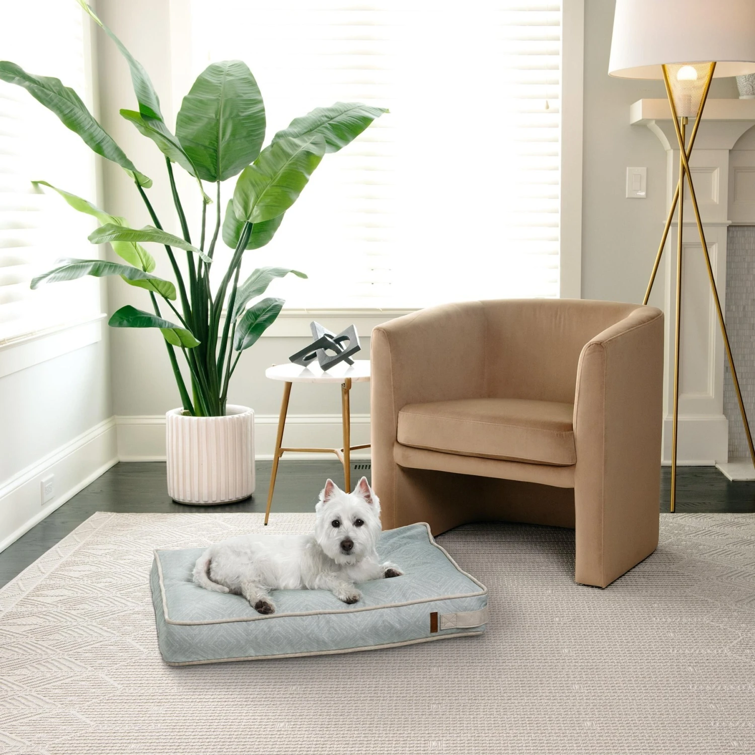 Bark And Slumber Birdie Plush Eco Friendly Fabric Lounger Dog Bed 2 Bark And Slumber Birdie Plush Eco Friendly Fabric Lounger Dog Bed - Image 2