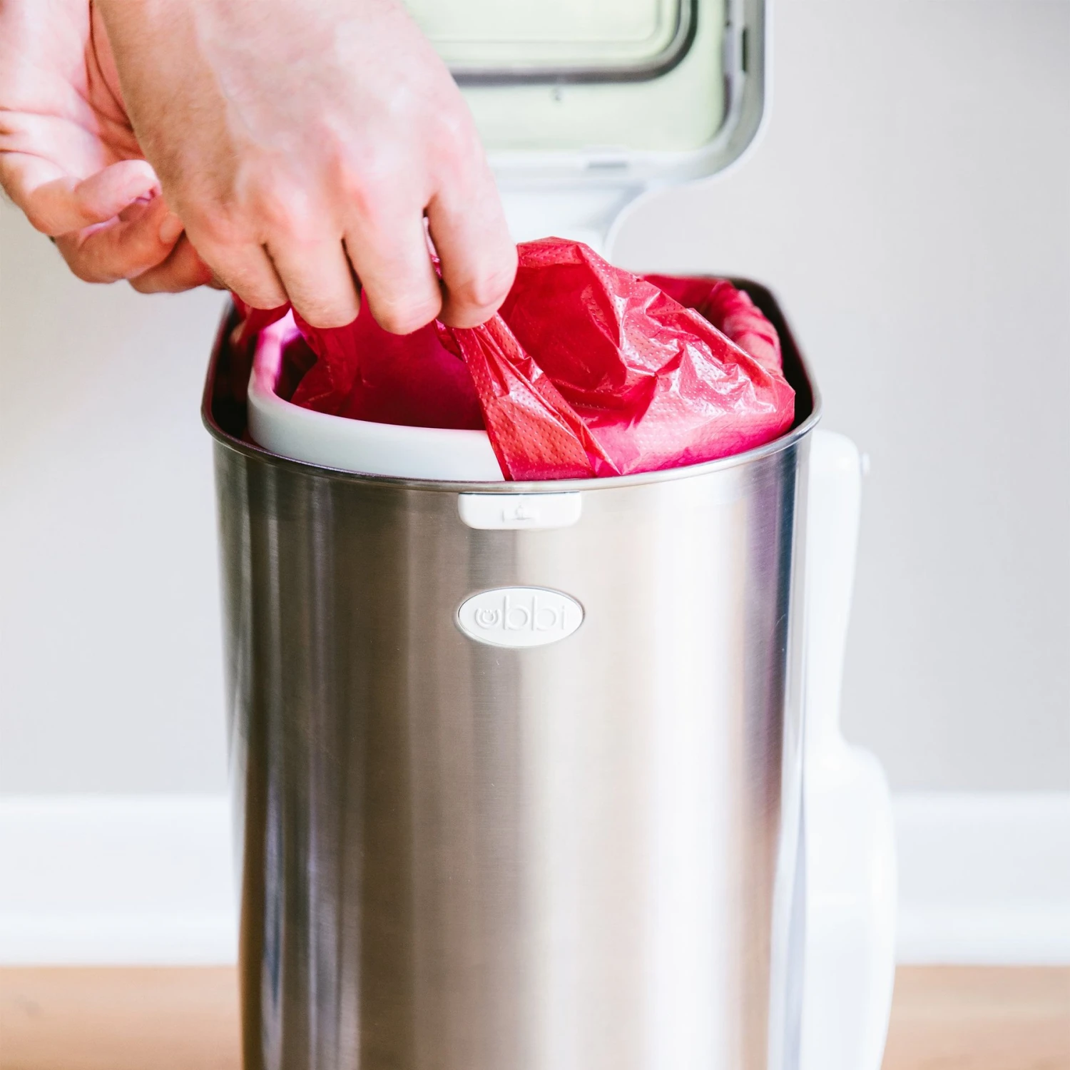 Ubbi® Ubbi Pet Waste Pail Bags, 25 Count 4 Ubbi® Ubbi Pet Waste Pail Bags, 25 Count - Image 4